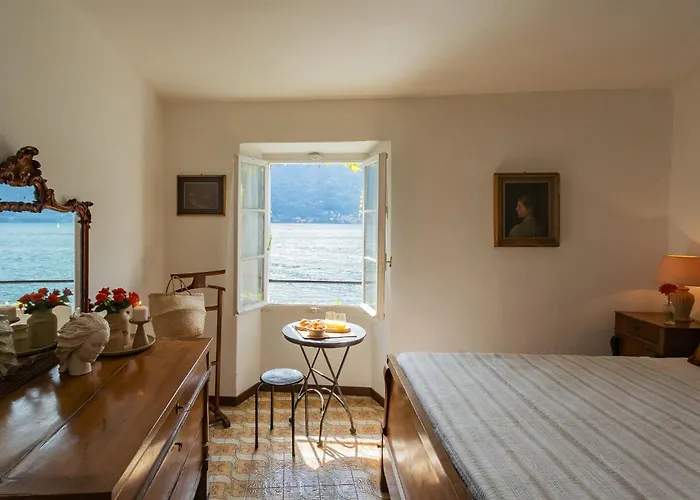 Terrace On Orrido Di Waterfall By Rent Lägenhet Nesso