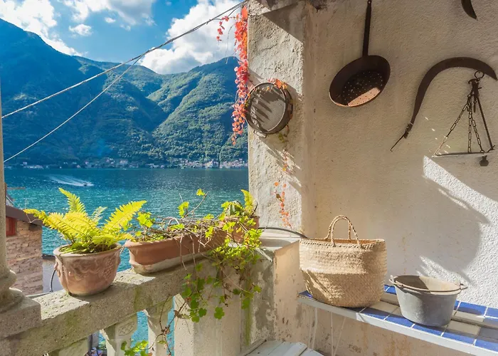 Terrace On Orrido Di Waterfall By Rent *