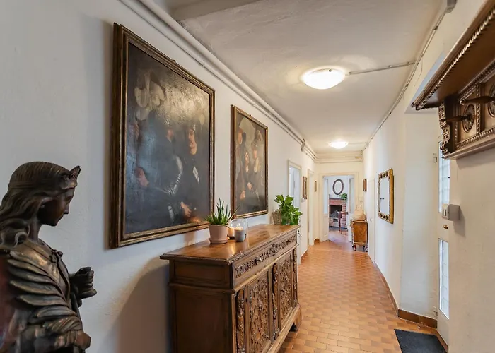 Terrace On Orrido Di Waterfall By Rent Lejlighed