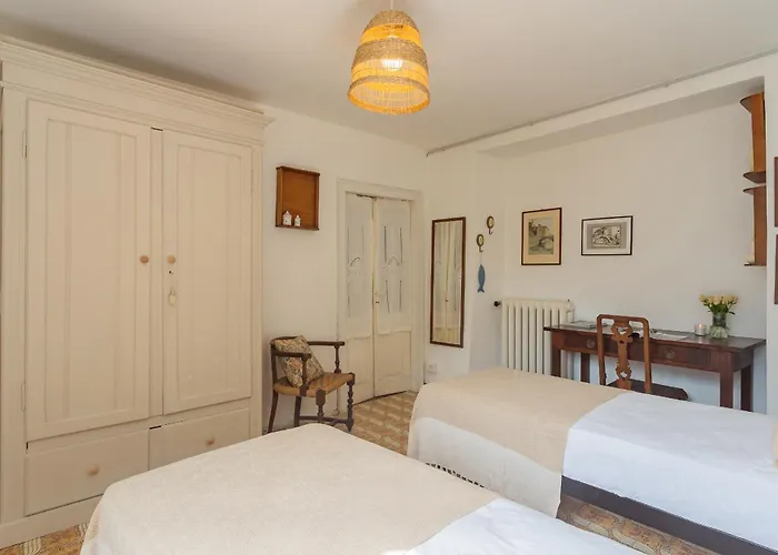 Lejlighed Terrace On Orrido Di Waterfall By Rent Nesso